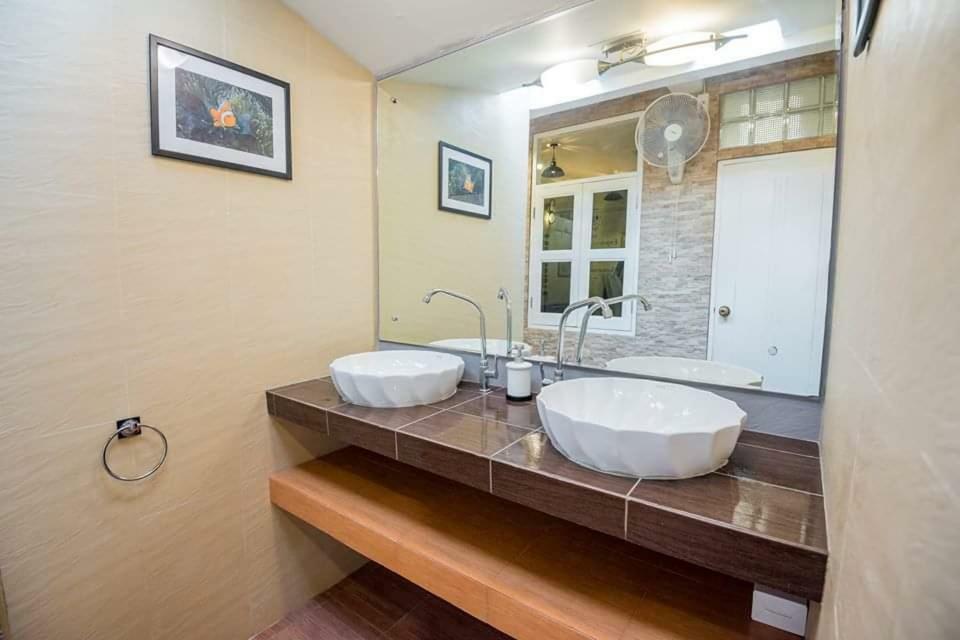 הוסטל בנגקוק T Smy House מראה חיצוני תמונה