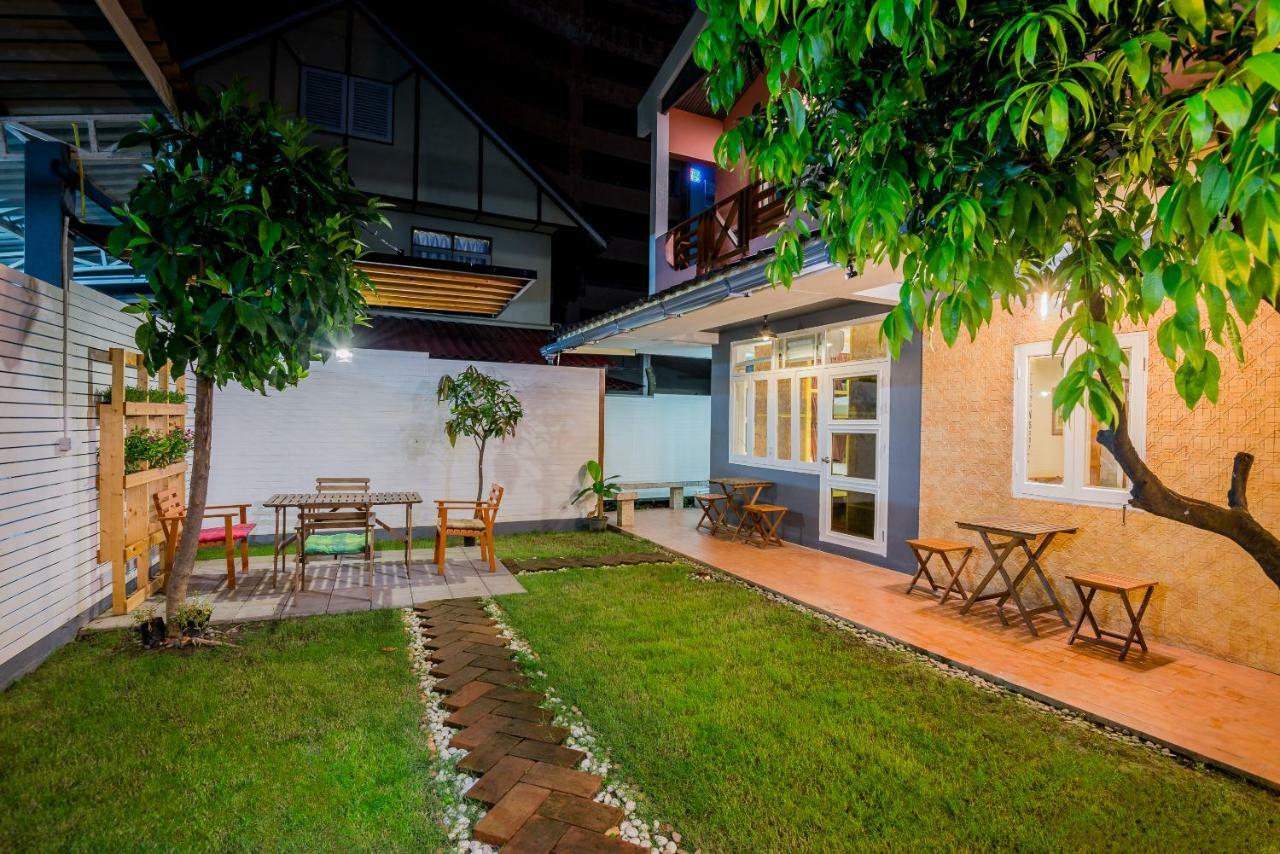 הוסטל בנגקוק T Smy House מראה חיצוני תמונה
